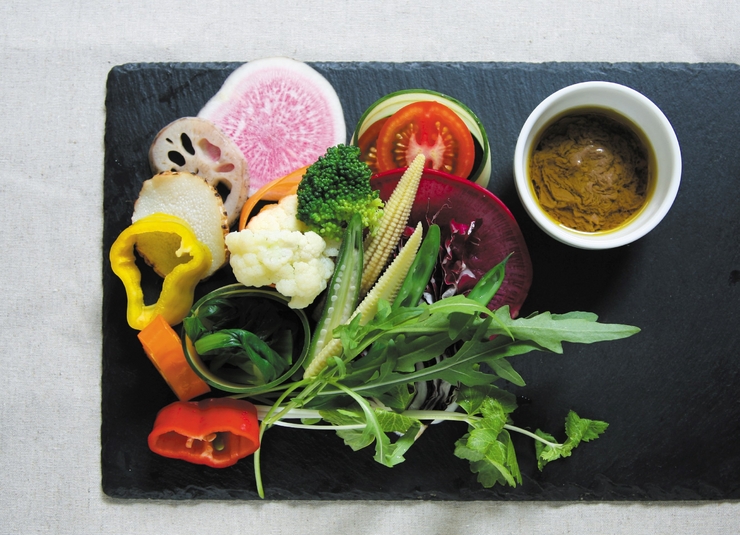 Bagna cauda 配时令蔬菜