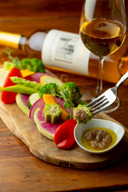 Bagna cauda with seasonal vegetables