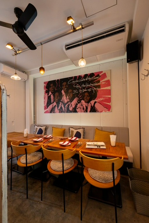 会食やデートに合う雰囲気の良い店内