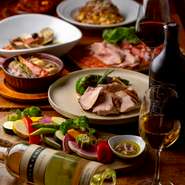 店内は白を基調とした木の温もりあふれるスタイリッシュで落ち着いた雰囲気です。旬の食材が満載のお料理の数々。厳選した食材でのイタリア料理をお楽しみください。各種コースもご用意しております。