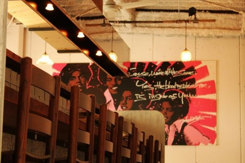 仙台出身・ペイントアーティストさとうたけし氏の壁画に魅かれて