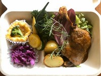 鴨肉のコンフィ　＋500円(540円)頂きます。