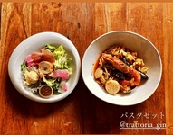 ペスカトーレ・ロッソ(魚介トマトパスタ)+
お任せボリュームサラダ