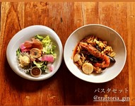 ペスカトーレ・ロッソ(魚介トマトパスタ)+
お任せボリュームサラダ