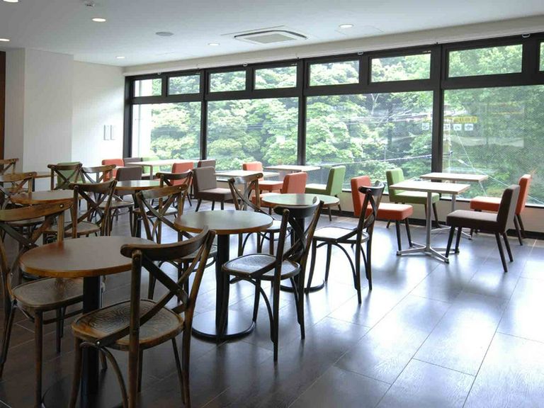 ゆったりとしたホール席