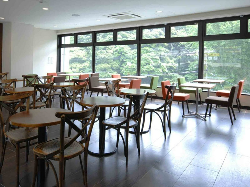 ゆったりとしたホール席