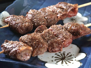 ビールがすすむ、ちゃんこ屋専門店の串焼き