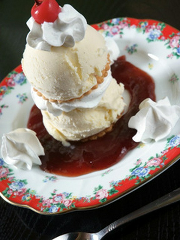 アイスとラズベリーのミルフィーユ