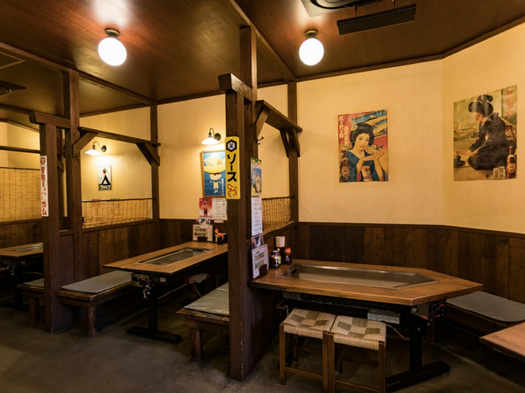 落ち着ける雰囲気の店内