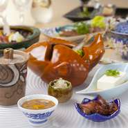 予算や内容に応じてコース料理をご用意致しますので、
お気軽にご連絡の程、よろしくお願い致します。