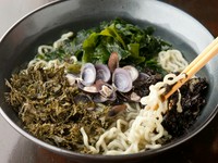 鎌倉ラーメン　海藻しじみ　磯野郎