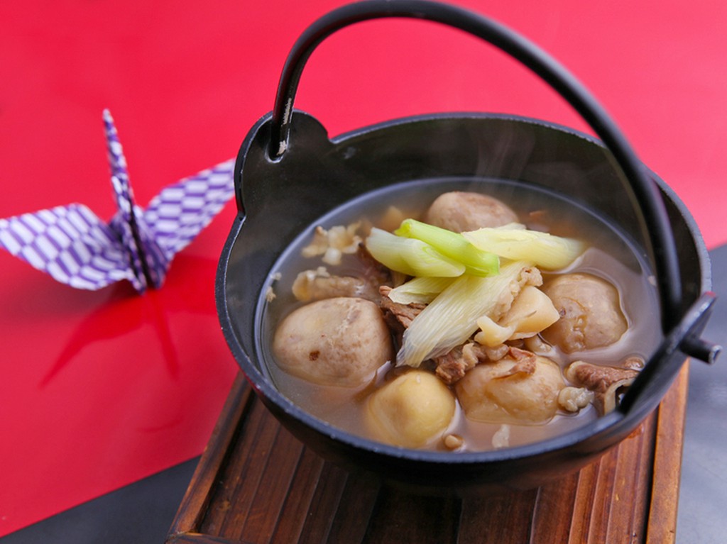 おふくろの味　山形名物いも煮