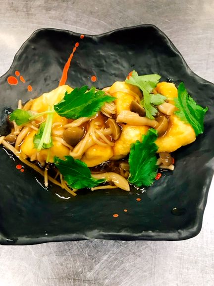 キノコたっぷり秋の揚げ出し豆腐