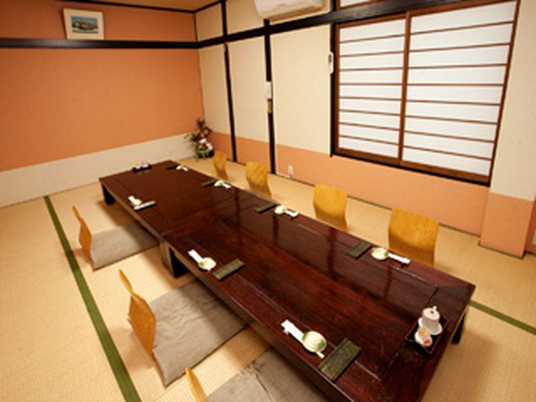 2階のお座敷14名まで