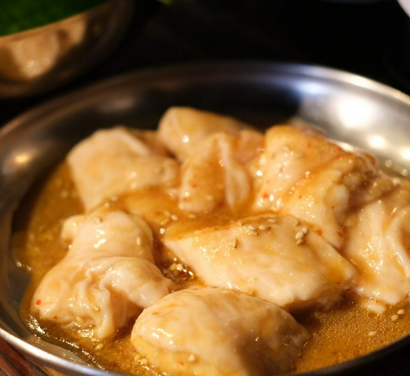 シロコロホルモン