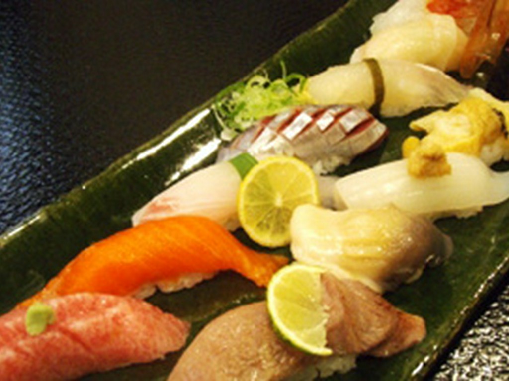 本日の板長おすすめ握り（14貫）