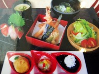 温Or冷　/　そばOrうどん　お選びいただけます