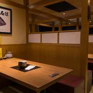 当店では、マニュアル通りの接客は指導していません。「笑顔で会釈されると気持ちが良い」「小さな心がけをされると嬉しい」等、お客様の立場を通してスタッフにできる小さな心がけを積み重ねていきたいですね。