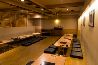座敷貸切40名から、店貸切は最大107名まで。大宴会に重宝する店