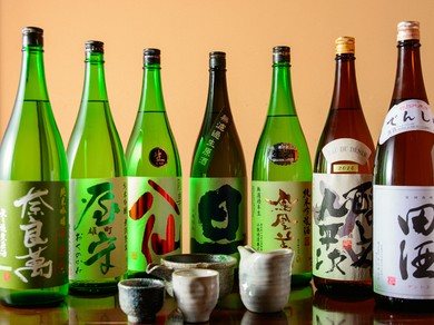 旭川の地酒と、それに合う一品料理をお楽しみください