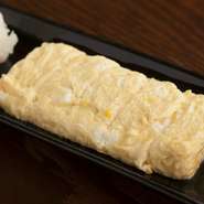 試行錯誤の末に完成した『だし巻き玉子』はふわふわ。上品なカツオだしの香りが口の中に広がります。