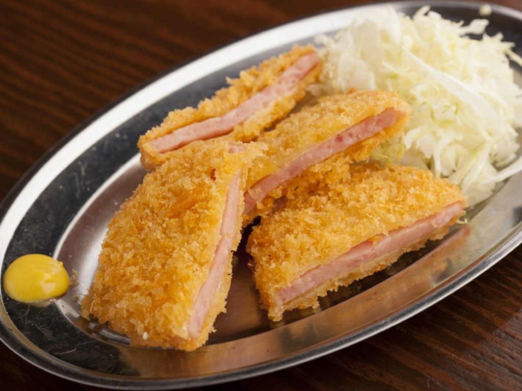 どこか懐かしい味わいの厚切り『ハムカツ』