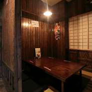 いつもと違った雰囲気が楽しめるので、お子様連れにも好評です。個室がメインなのでデートにも最適。