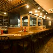 深夜遅く迄営業していますので、一人でもフラリとお立ち寄り下さい。