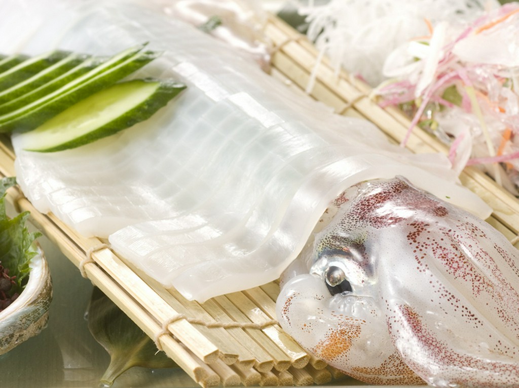 イカの活き造り