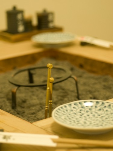 囲炉裏席もございます。