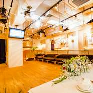 音響や照明などさまざまな演出ができるよう、設備も完備。
ご宴会、2次会、パーティー、打ち上げに。