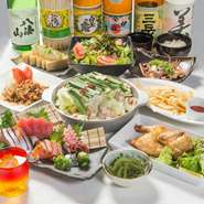 日曜日～木曜日はレモンサワーが100円、アルコール類半額というお酒が好きな人にはたまらないサービス。4名から利用できる飲み放題が付いたコースも用意されています。前日までに予約が必要です。（写真はイメージ）