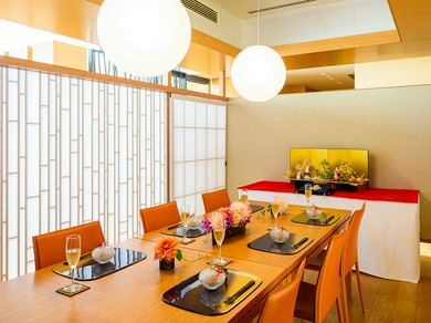 結納・お顔合わせでは華やかなお祝い会席で、心に残る時間を