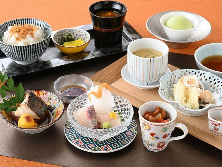 日本食「雅庭」 東区/新幹線口/日本料理・懐石・会席 ネット予約可
