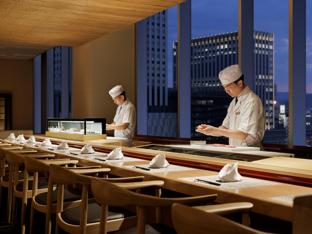 【鮨カウンター】すし職人が目の前でおもてなし