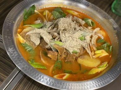 韓国鍋がいろいろと！