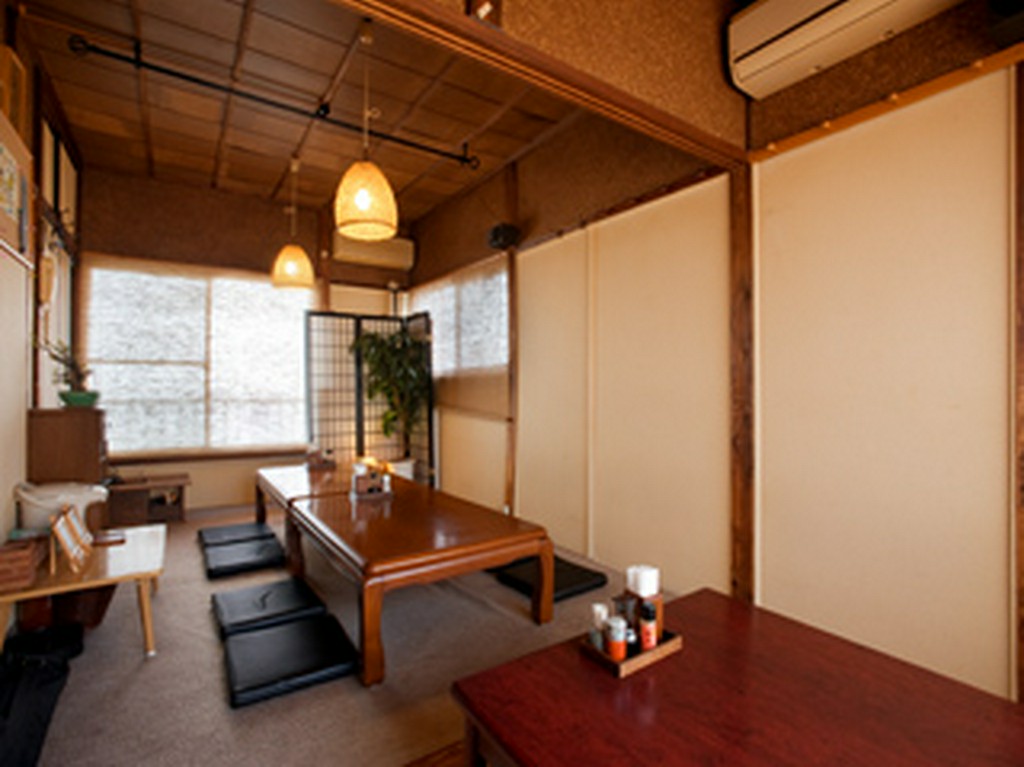 2階座敷席 ご宴会等に時間制限なしで「ゆ～くり」と如何ですか