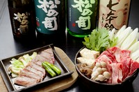 【近江牛クラシタ塩味炙り焼き】100ｇ
近江牛のクラシタ（肩ロースの関西名）を塩の旨みで。
3898円

【近江牛すき焼き】
近江牛ですき焼き…間違いない美味しさです。
お一人様用の小鍋でお出しします
2980円