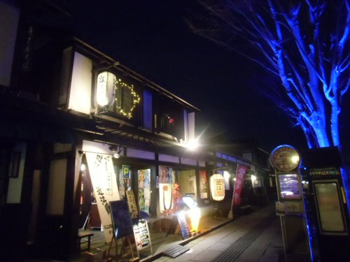 国宝・彦根城近く！