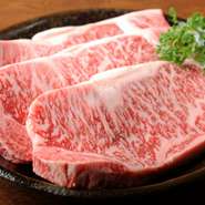 近江牛や近江鶏をはじめ、こだわりの食材が勢揃い！