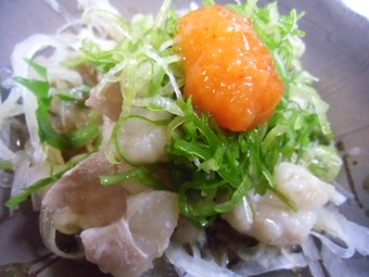 近江牛ホルモン湯引き