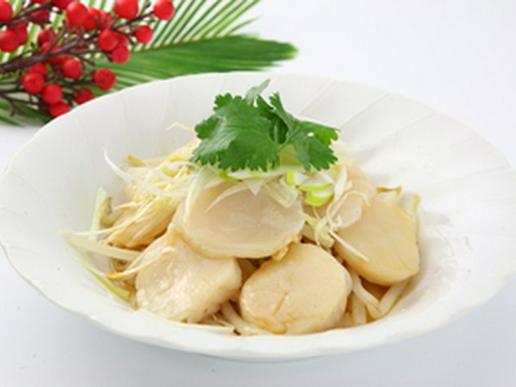 ホタテ貝の湯引き