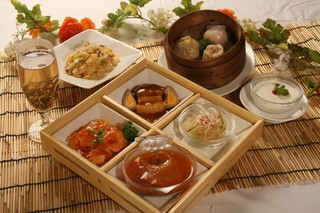 大人気♪フカヒレ付きレーディスセット　1580円