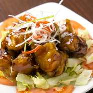 豚肉もとても柔らかくておいしい味付けになっております。