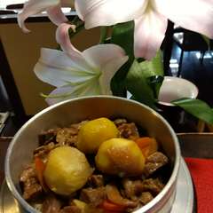 釜めし膳　　炊き立てご飯が最高に美味しいです。