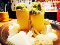 2種のダシがじっくりとしみこんだ『【然】名物 おでん各種』~そびえ立つ大根が圧巻!