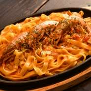 海老のロブスターソースパスタ
