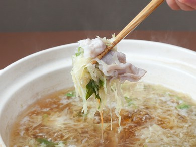 武蔵オリジナルのお出汁で頂く「もち豚しゃぶしゃぶ」