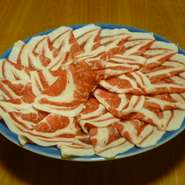 しゃぶしゃぶはもちろん、たまには違う美味しさの黒豚のすき焼きもお楽しみ頂けます。