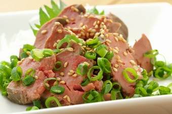 驚きの滑らかさが自慢の『白レバーオイル漬け』